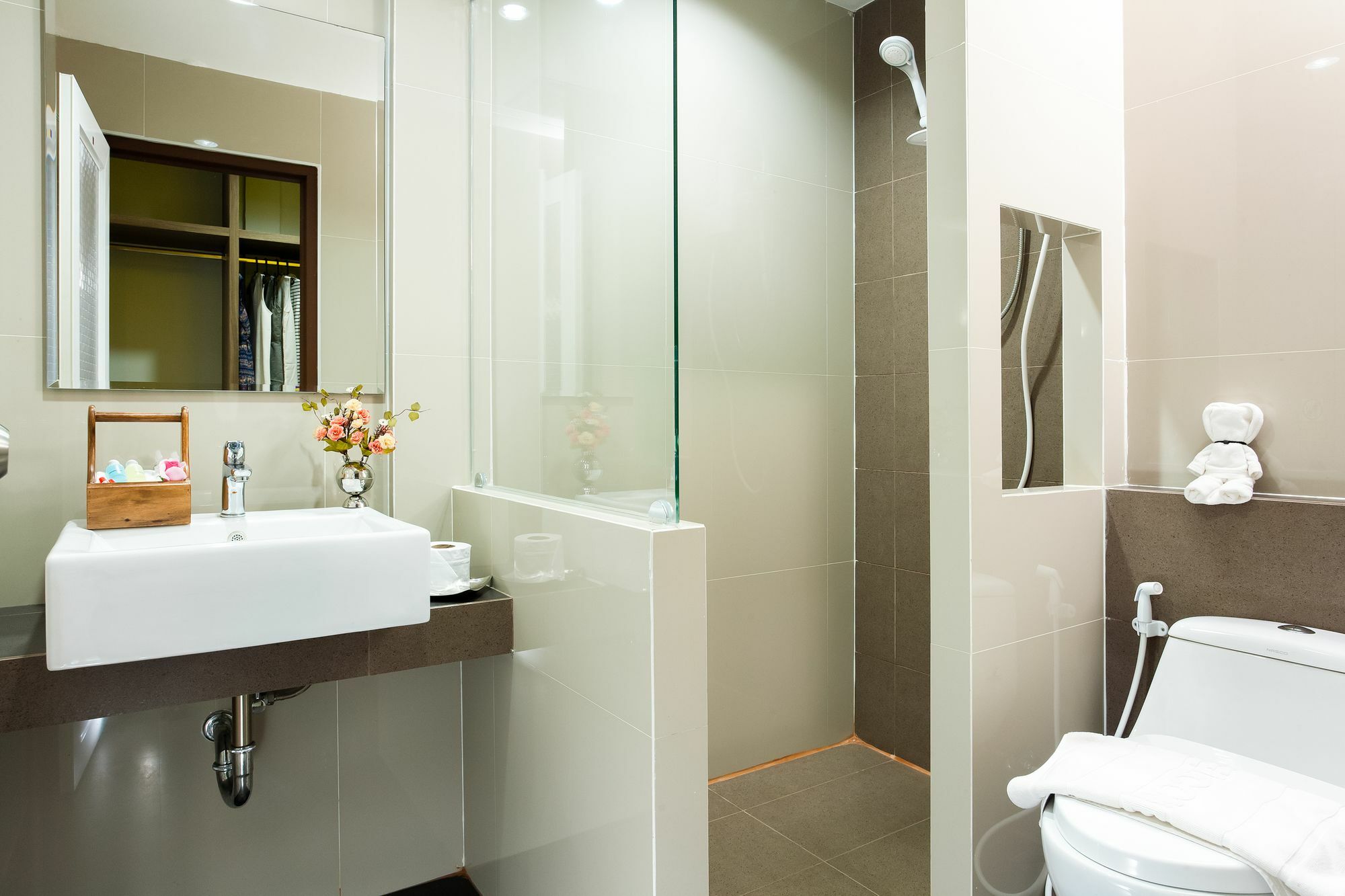 Le Clarita Aparthotel Bangkok Kültér fotó